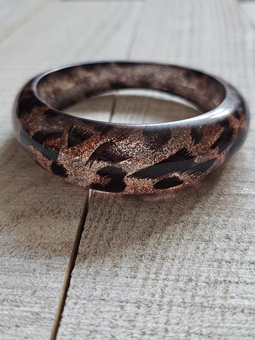 Round Lucite/Acrylic Leopard Print Bangle Bracelet. Retro Style Bracelet.